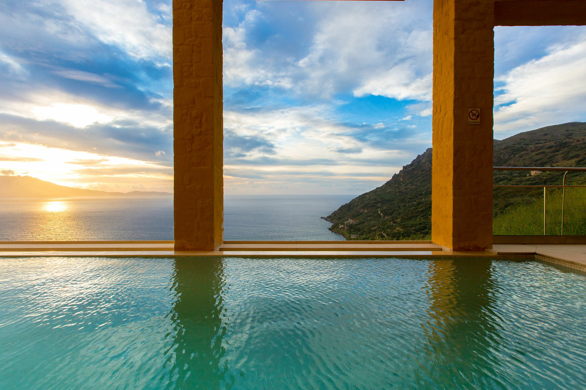 Athina Epavlis - Ethereal Charm Of Blue Horizons Ravdhoúkha Esterno foto